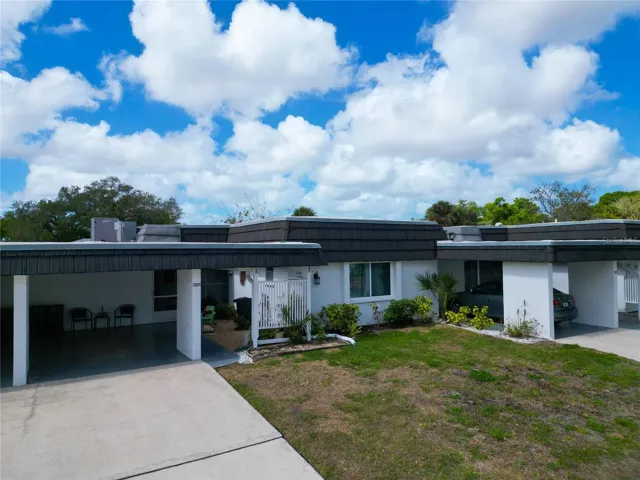 3924 Ashwood Lane