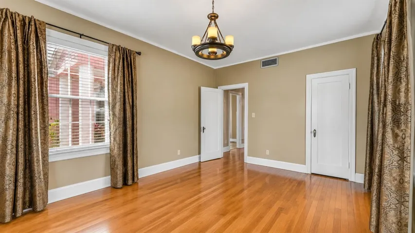 Primary Bedroom-Furniture Virtually Removed