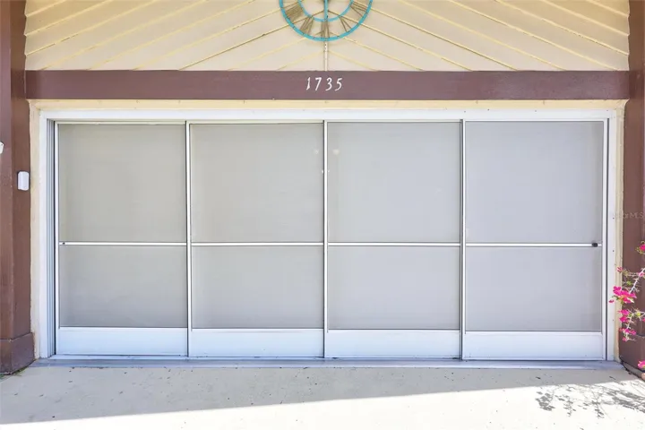 Screened garage