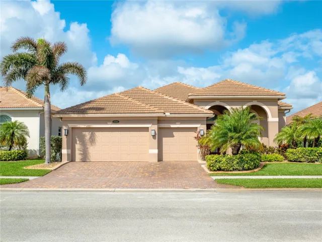 1724 Belmont Cir SW