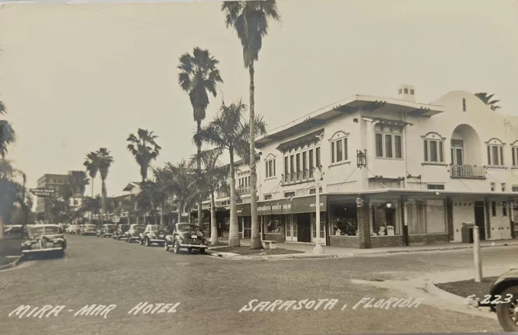Mira Mar, an anchor in the Sarasota community since 1922, was once home to beloved boutiques, restaurants, and shops. Now this legacy is being wonderfully transformed through a visionary new project that will once again define the heart of downtown.