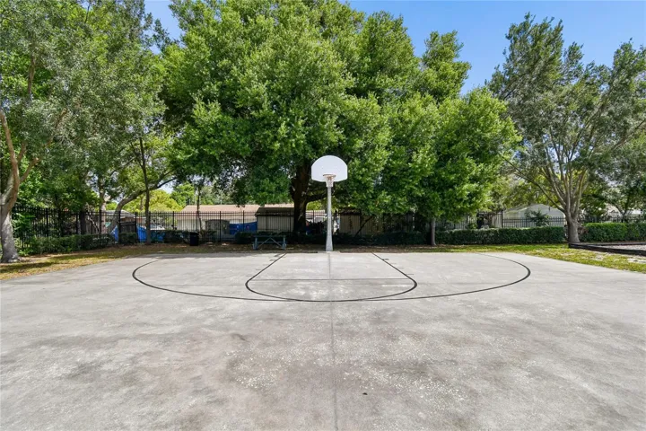 Smallwood Park Backetball Court