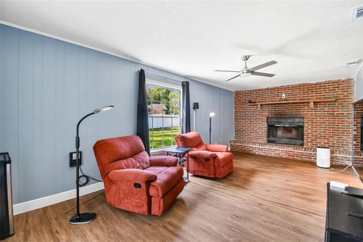 Bonus Room 1