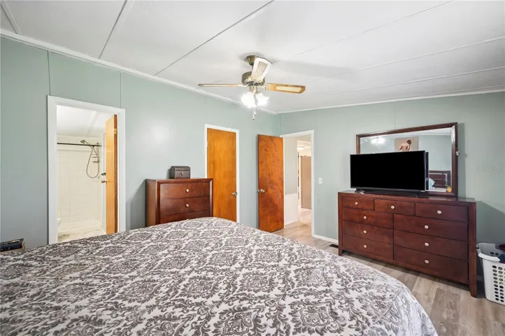 Primary bedroom with en suite bathroom