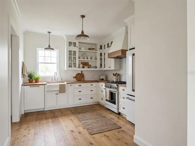 virtually staged apt
