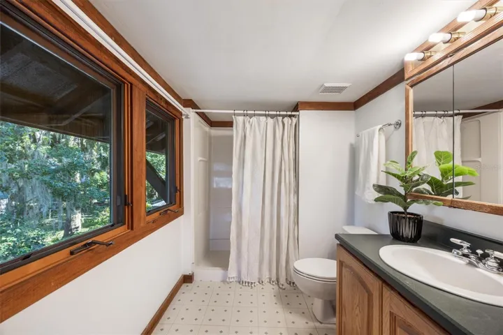 Full Bath