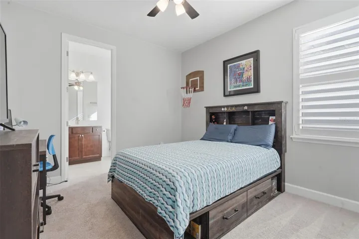 2nd bedroom