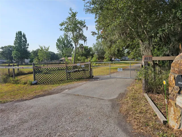 Entrance to home from road