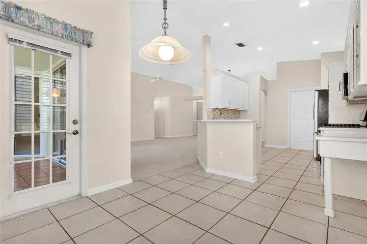 Breakfast nook and Kitchen