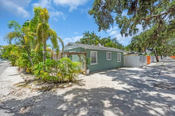 Private back & parking of 1760 Wisconsin | 1760 & 1762 Wisconsin, Sarasota, FL 34239