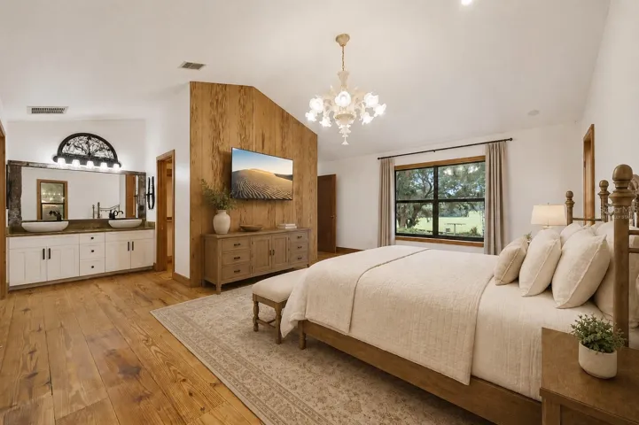 Master Bedroom / Virtually Staged