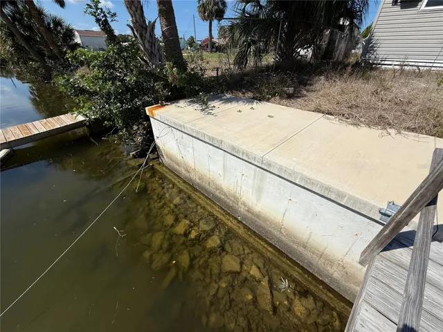 New seawall 2023