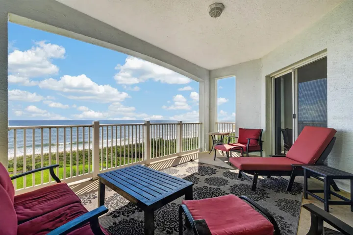 Enjoy morning coffee with a southerly view.