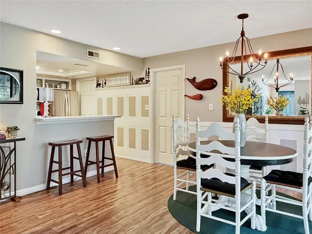 Dining/Kitchen