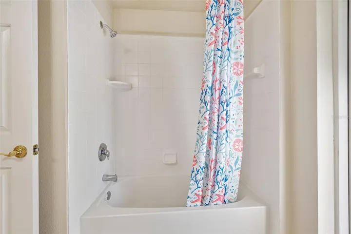Shower/tub combo