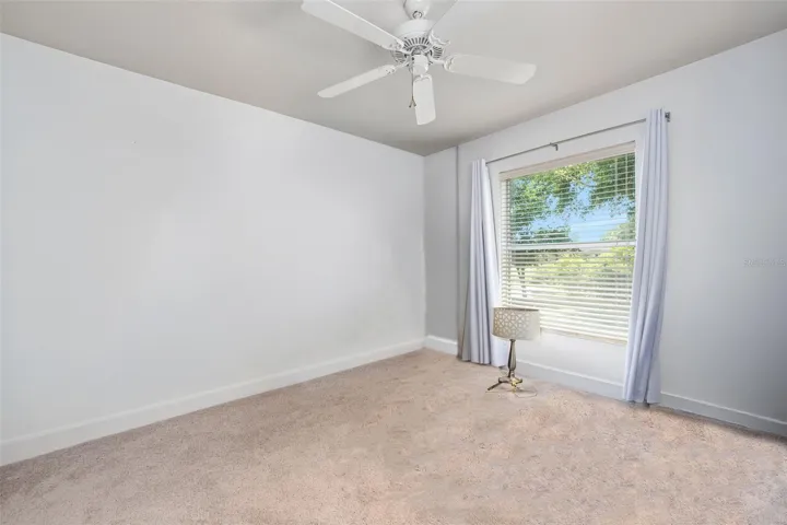 3rd bedroom, ceiling fan