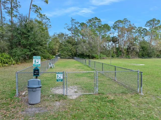 Breakaway Trails dog area