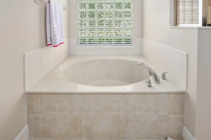 Soaking tub in primary