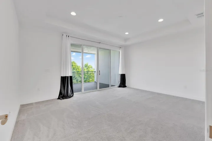 Primary suite
