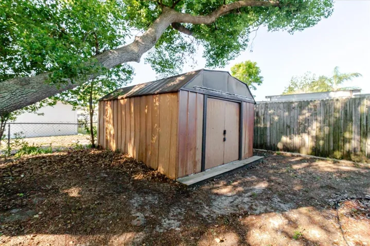 Shed