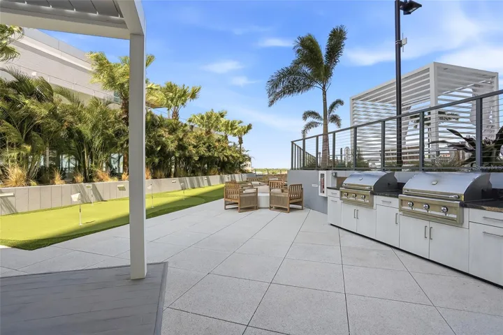Amenity Deck