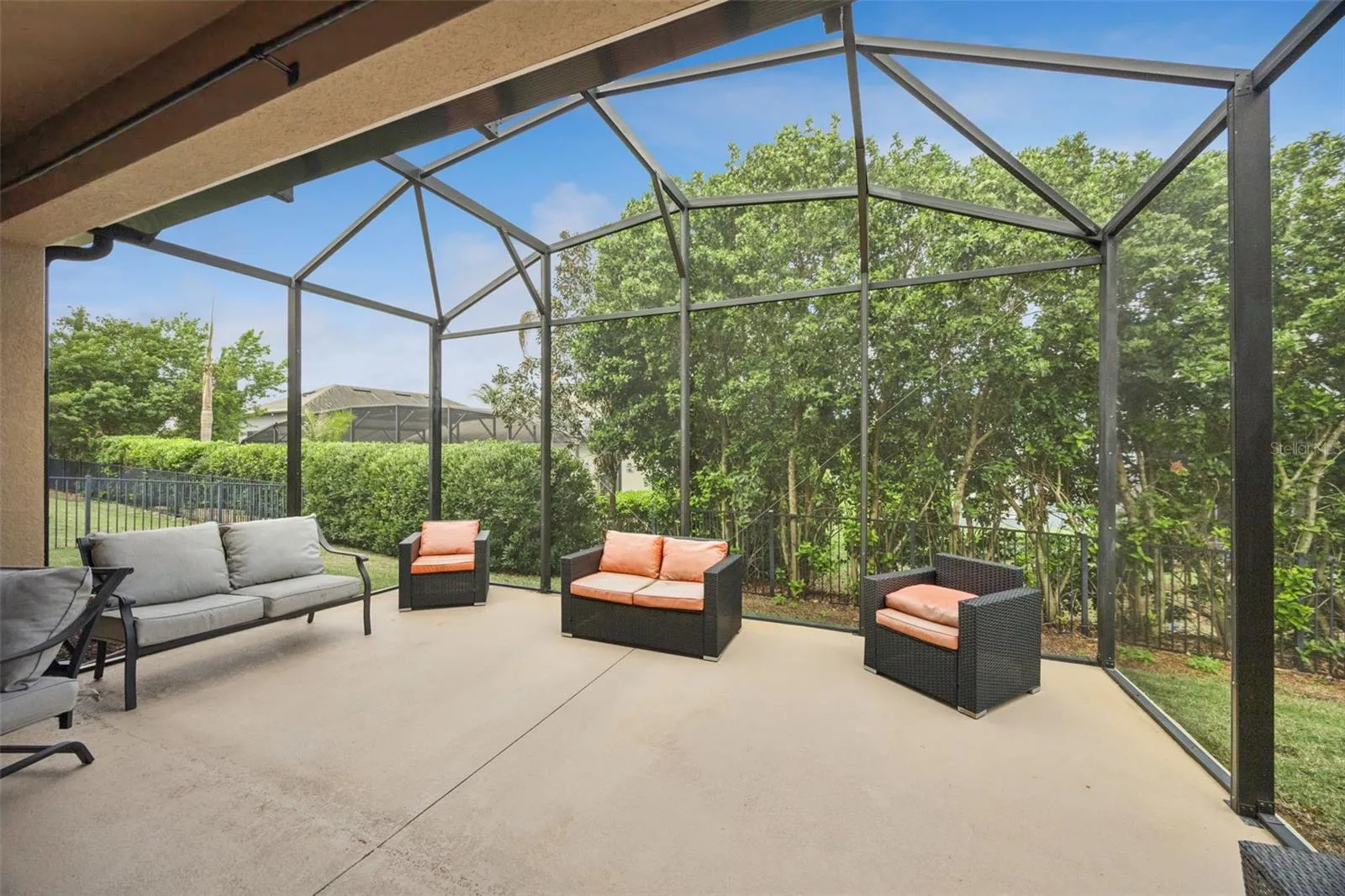 Screened in Lanai