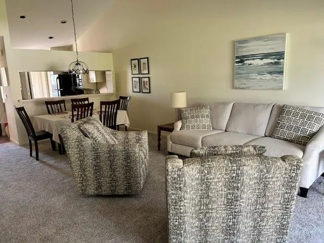 Living Dining Combo