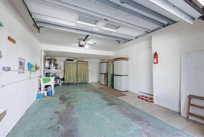 Garage.