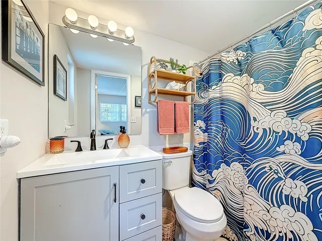 Ensuite bathroom