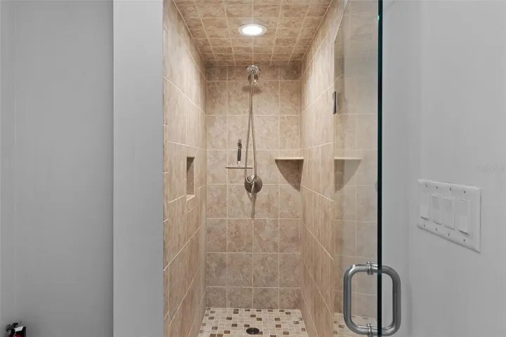 Mst shower