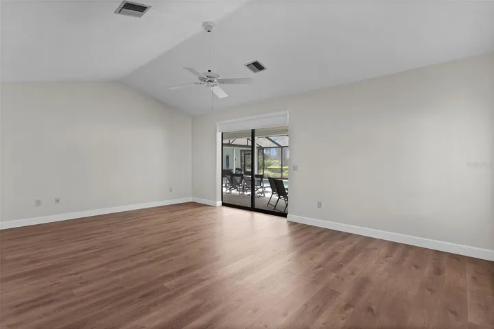 Mst bedroom