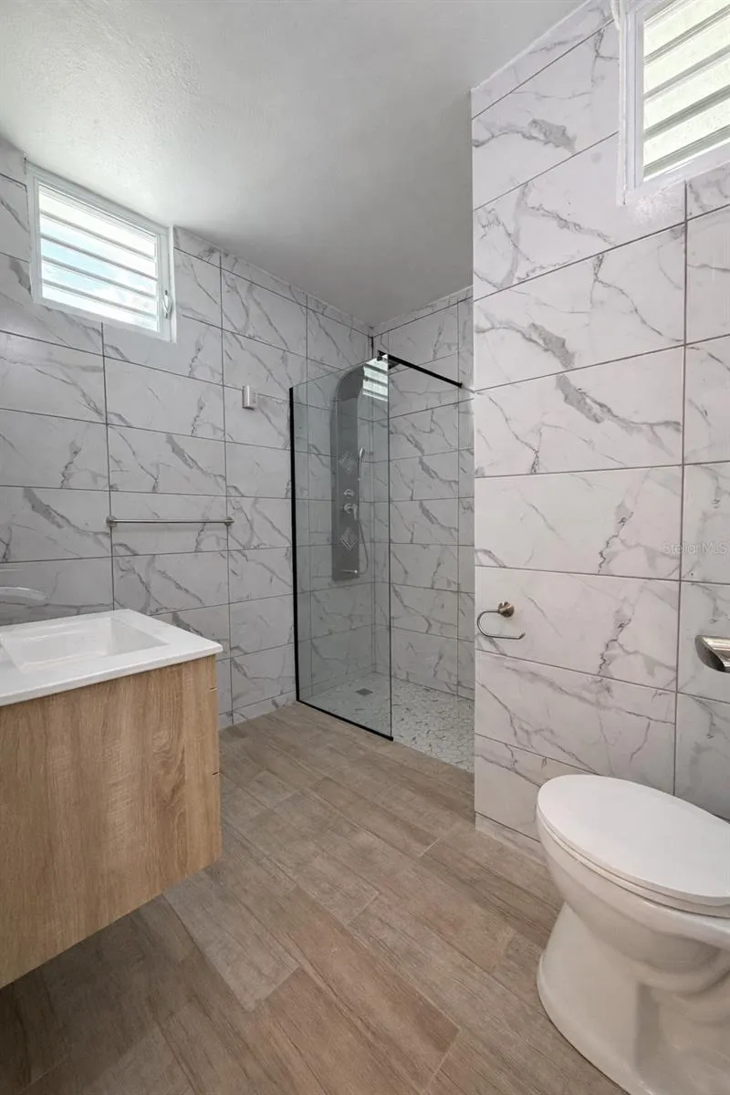 Unit 2 – Bathroom