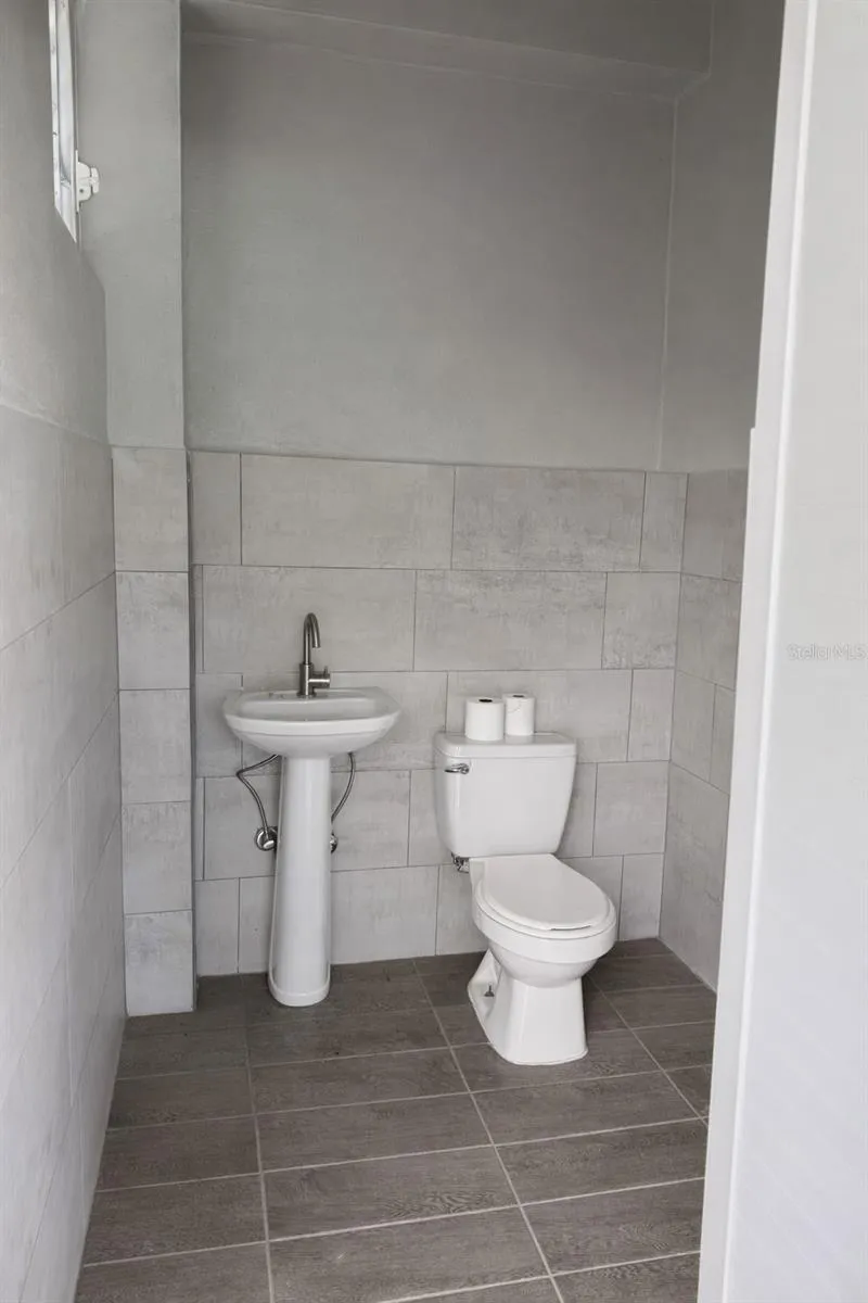 Exterior Bathroom 2
