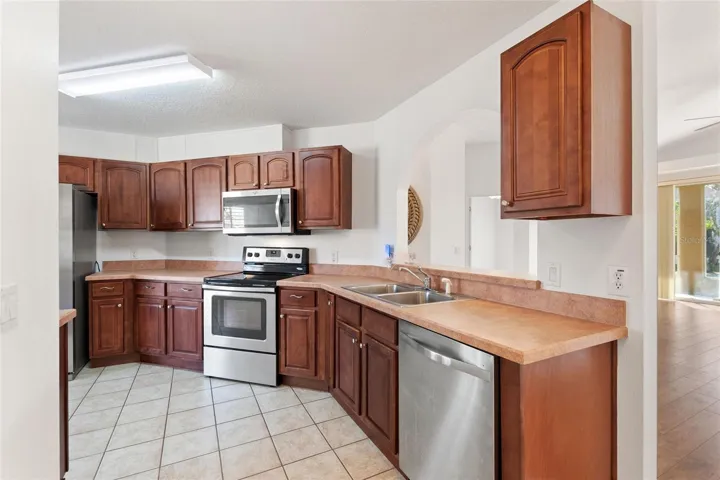 Bevel edge laminate countertops