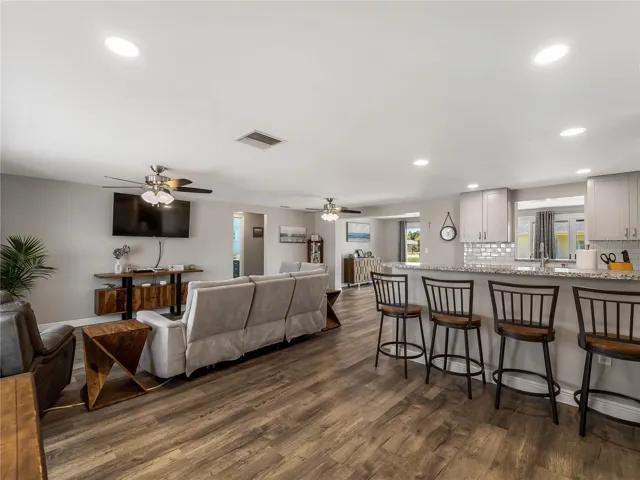 Entry to living room and kitchen