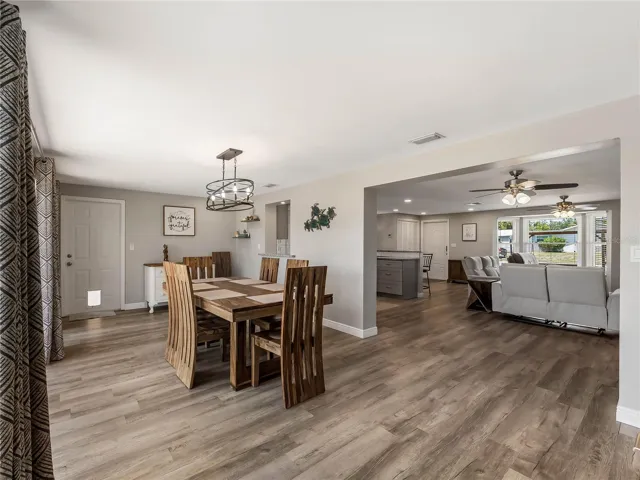 Dining room made for entertaining