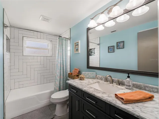 Hall Bathroom