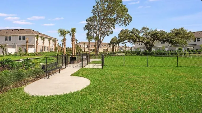 Vinterra Townhomes Community