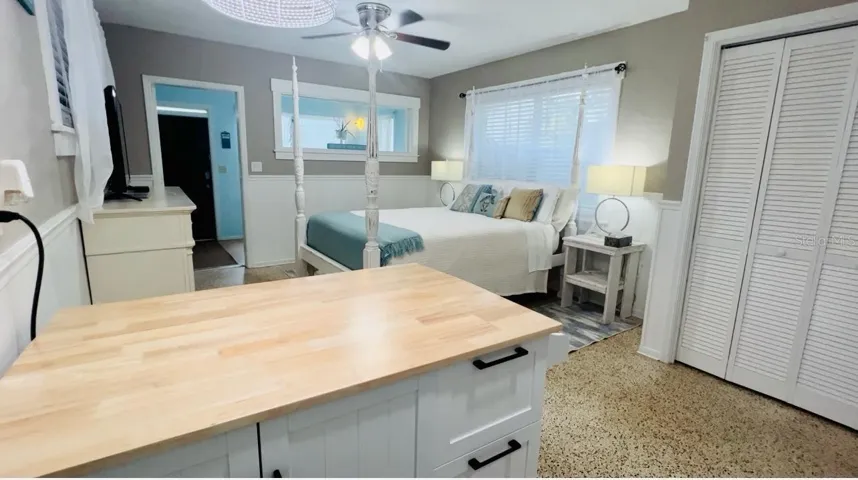 yellow studio back unit of 1760 wisconsin | 1761 Siesta Drive, 1760 & 1762 Wisconsin, Sarasota, FL 34239