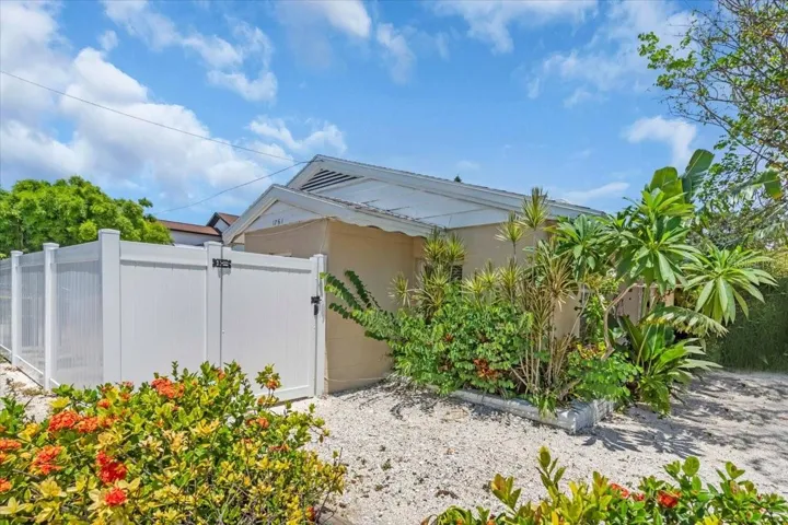 1761 siesta dr | 1761 Siesta Drive, 1760 & 1762 Wisconsin, Sarasota, FL 34239