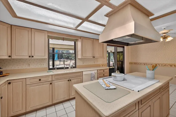 Large Kitchen