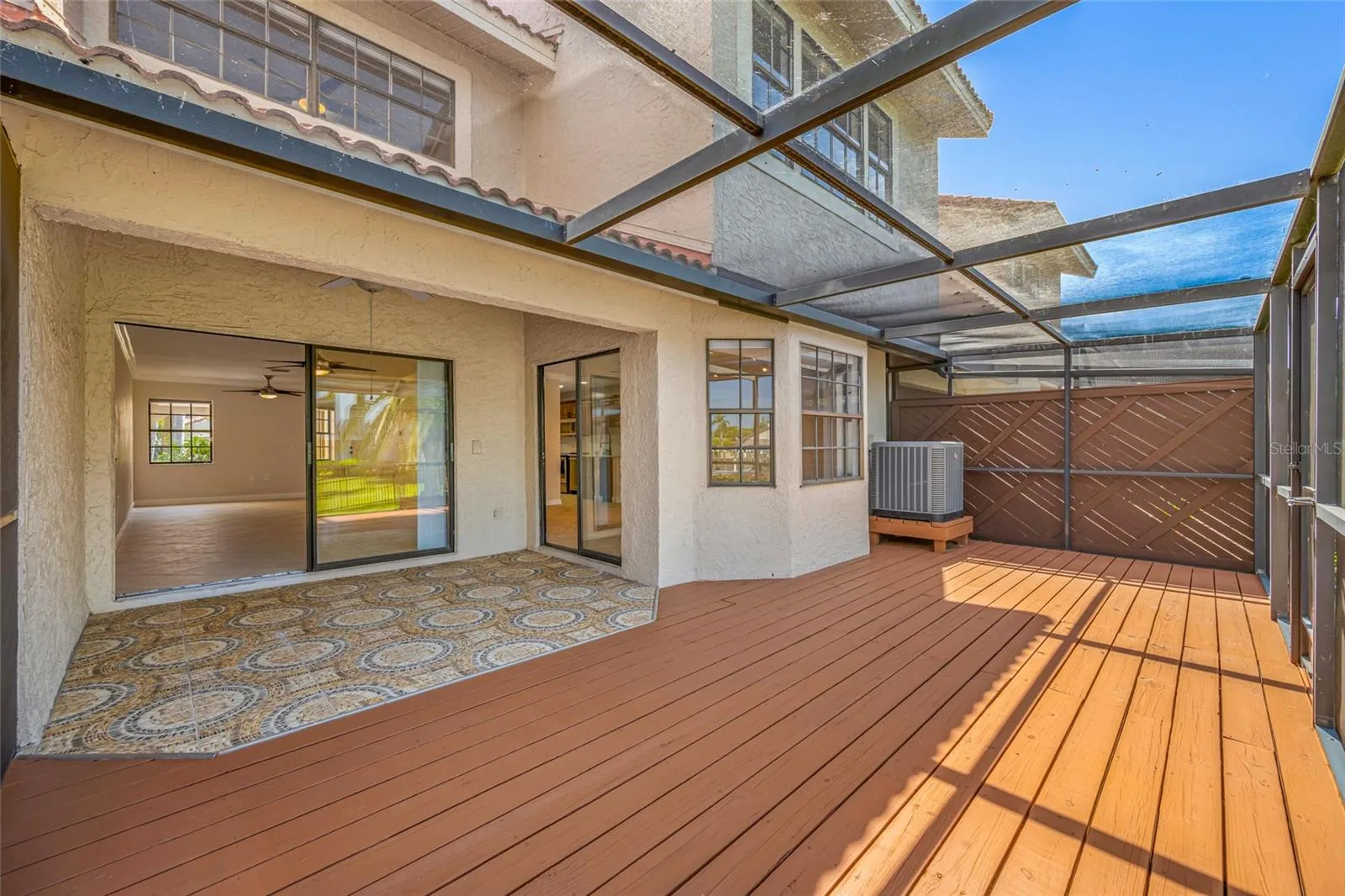 Screened deck &amp; patio under cover