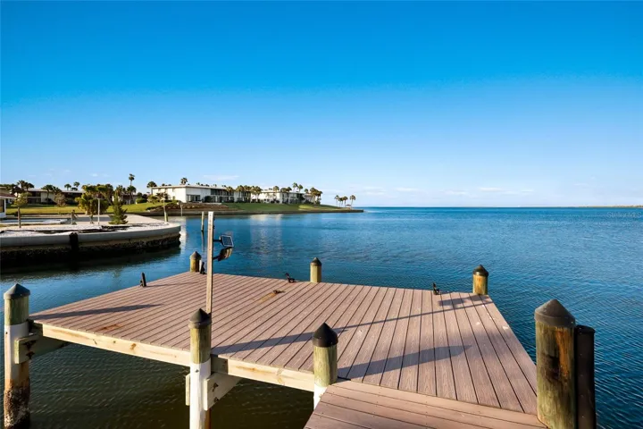 Dock
