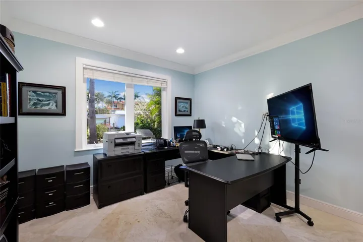 2nd Bedroom En Suite used as Office