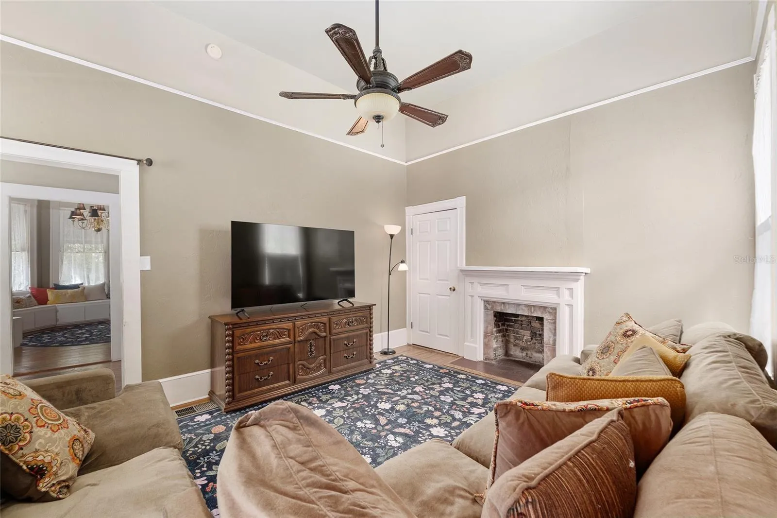 Family Room.