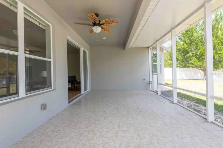 Spacious lanai