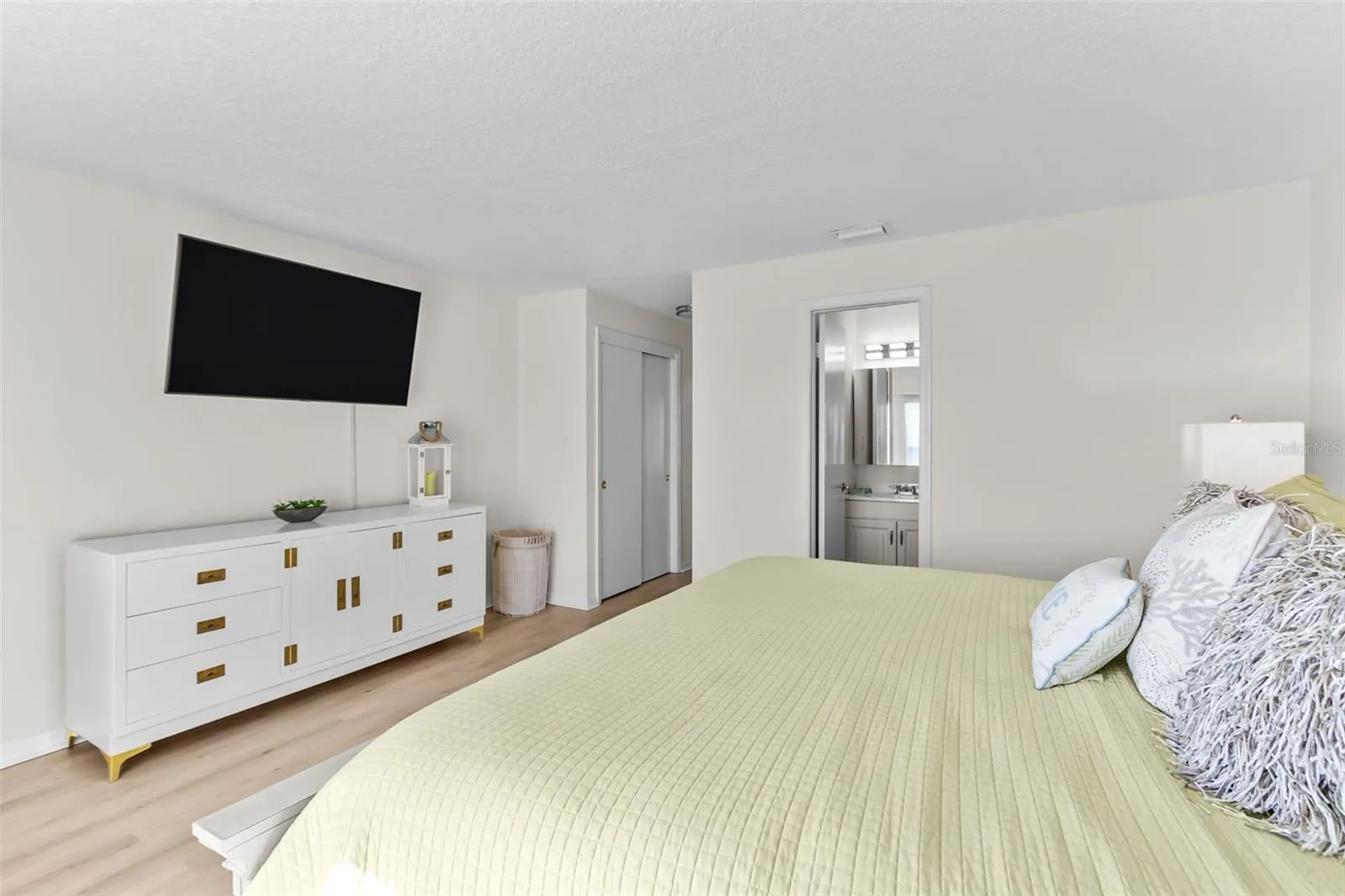 Primary Suite
