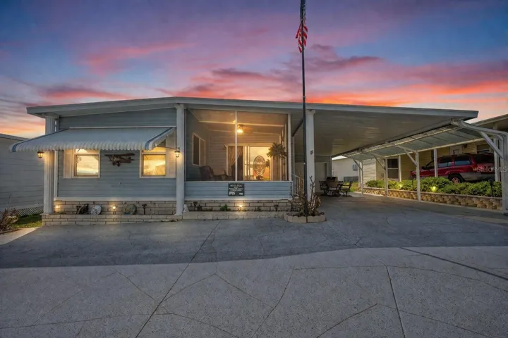 Welcome to Spanish Trails Village 55+ gated community.