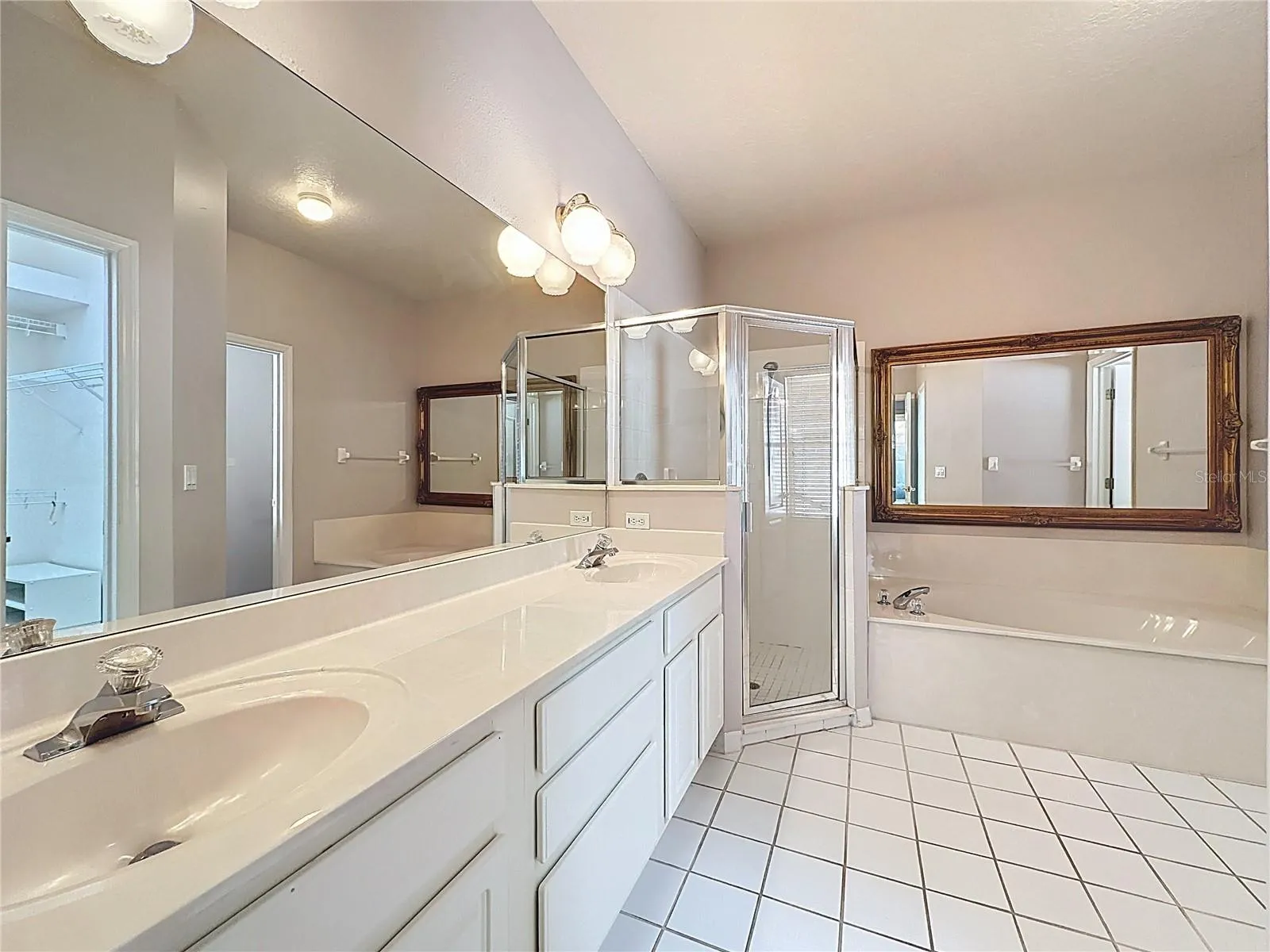 Primary Bathroom has dual sinks