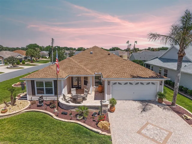 front elevation - corner lot